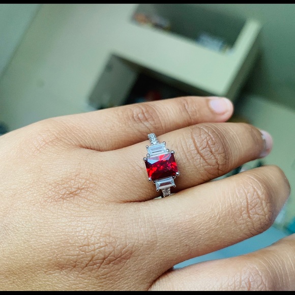 Lab created ruby ring - Picture 2 of 7